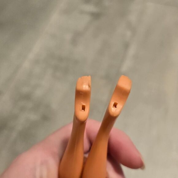 Vintage 1978 Mattel Kissing Barbie Doll - Picture 5 of 9